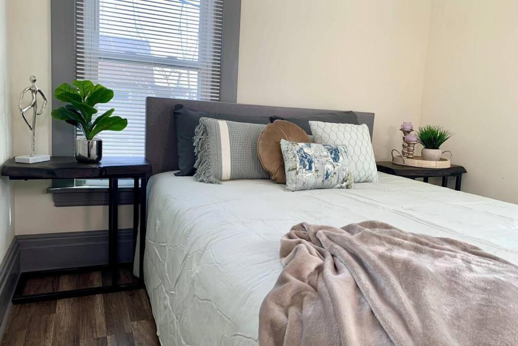 6Br Retreat-Great For Reunions And Getaways Minutes From Niagara Falls Kültér fotó